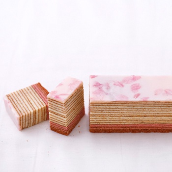 ふらん･どーるの「さくらバウムクーヘン」