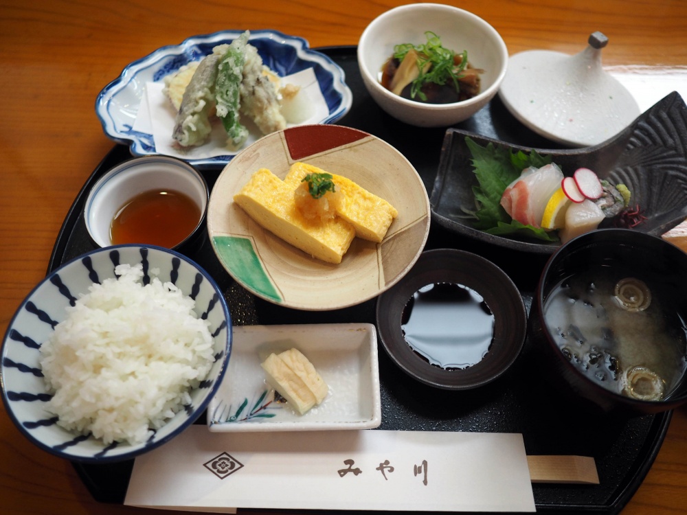 「割烹みや川」日替わりランチ