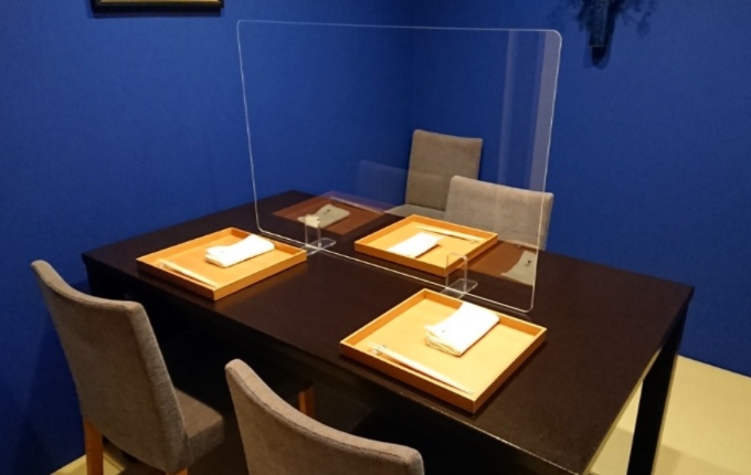 「割烹いけ森」個室