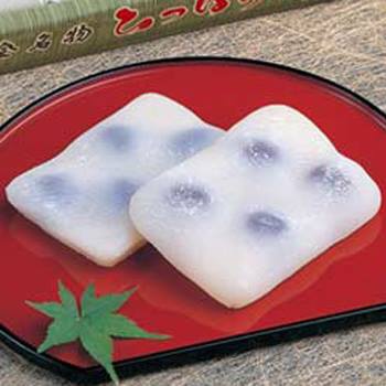 能登名物「ひっぱり餅」