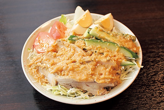 「第7 ギョーザの店」自家製バンバンジーサラダ