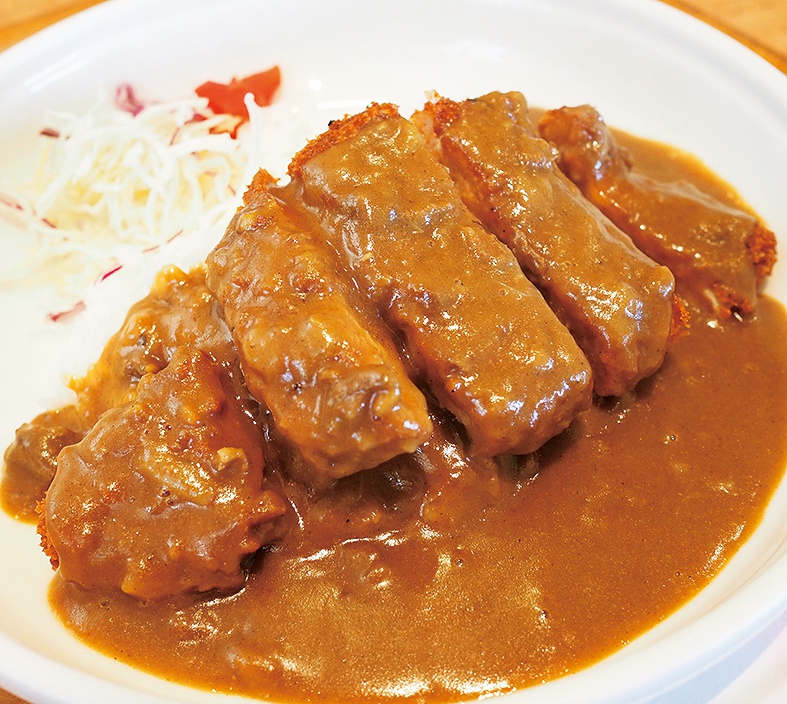 「喫茶 白鳥」のカツカレー