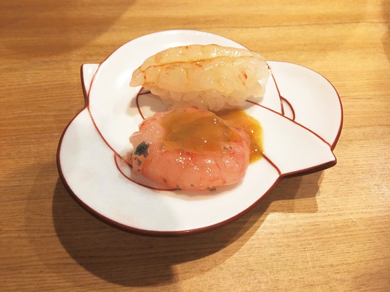 極上の寿し、料理のお店「飛」甘エビのこのわた和えの握り