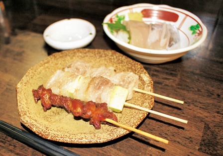 「酒処なっちゃん」の串盛り合わせ