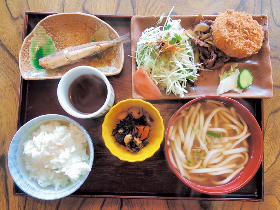 「めん房なかもと」ランチ