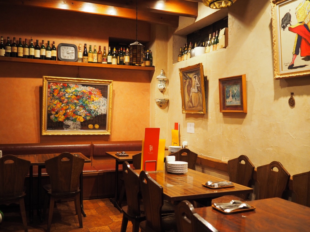 「カサ・デ・リブ・カナザワ」店内