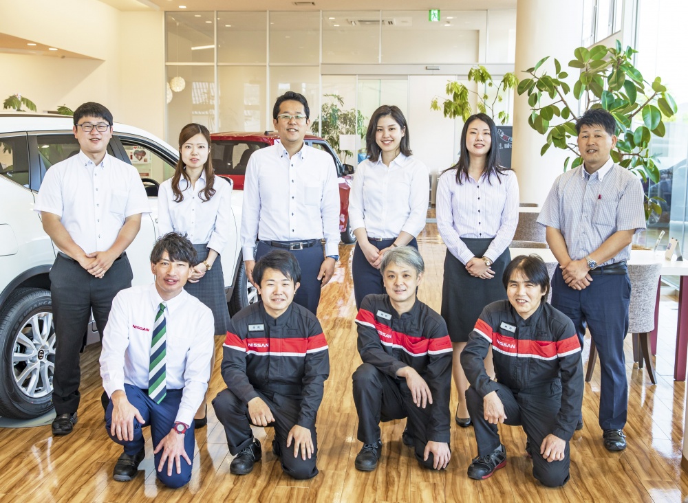 「日産プリンス金沢 田上さくら店」スタッフの皆さん