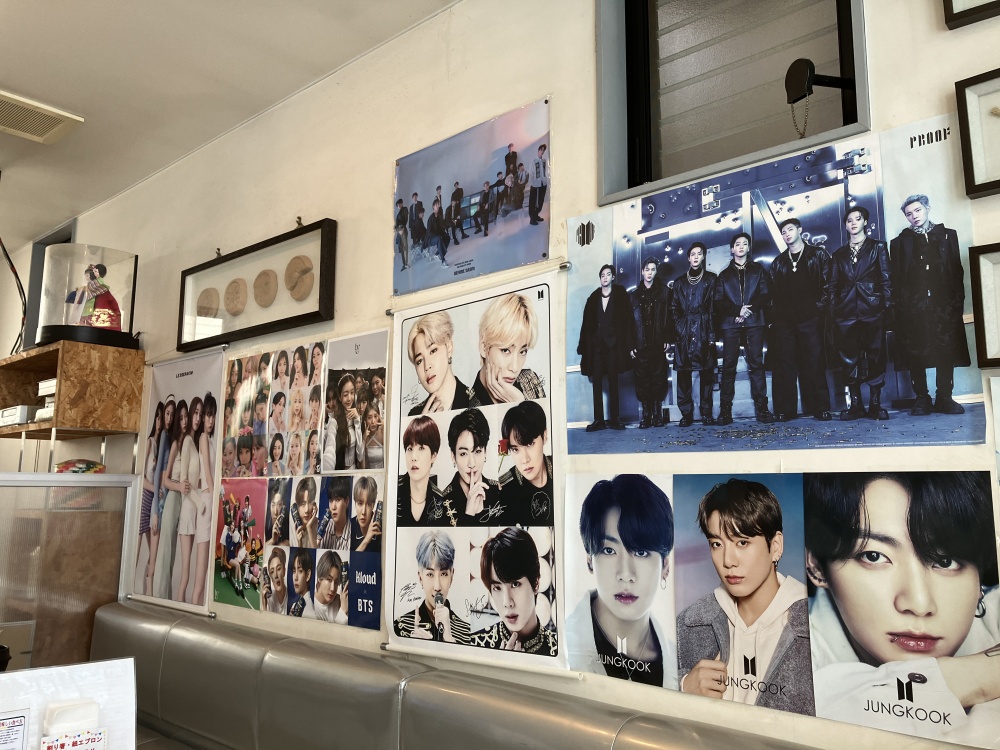 「班家」の内観